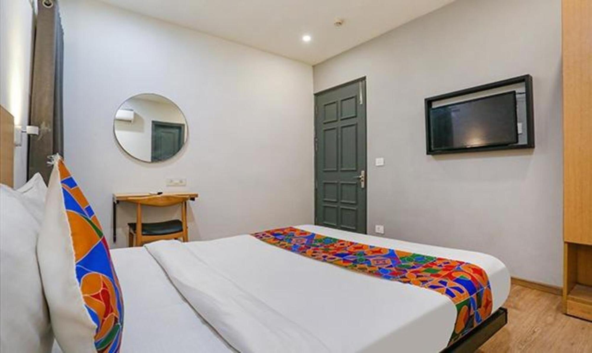 โอโย ทาวน์เฮาส์ 057 คุชรันวาลา ทาวน์ Hotel นิวเดลี ภายนอก รูปภาพ