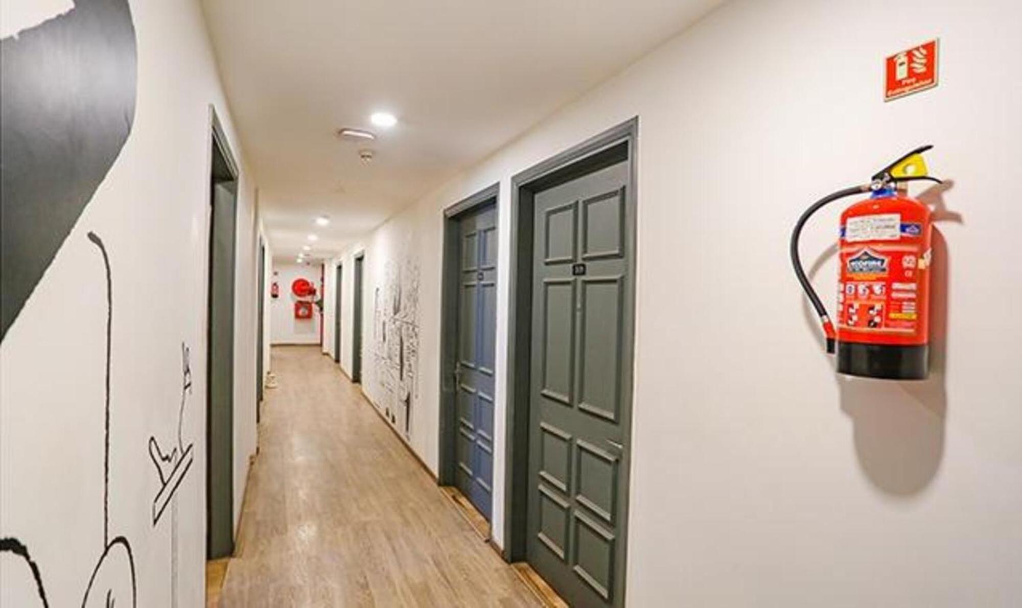โอโย ทาวน์เฮาส์ 057 คุชรันวาลา ทาวน์ Hotel นิวเดลี ภายนอก รูปภาพ